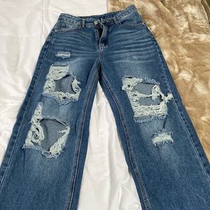 Flared SHEIN ripped jeans